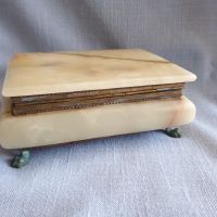 Старинна мраморна кутия за бижута, снимка 2 - Антикварни и старинни предмети - 46087847