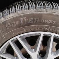 Продавам 4 зимни гуми KUMHO 195/65/16C, снимка 3 - Гуми и джанти - 45419703