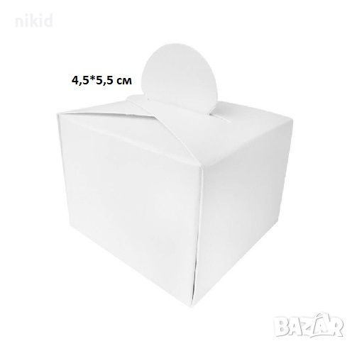 Малка картонена кутия кутийка кутии бял бяла подарък подаръчни сувенир парти рожден ден, снимка 1