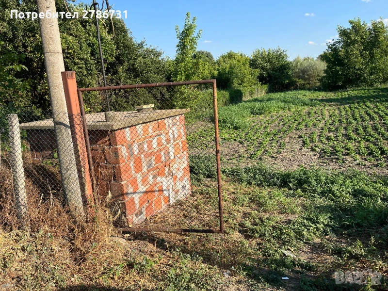 Дворно място, снимка 1