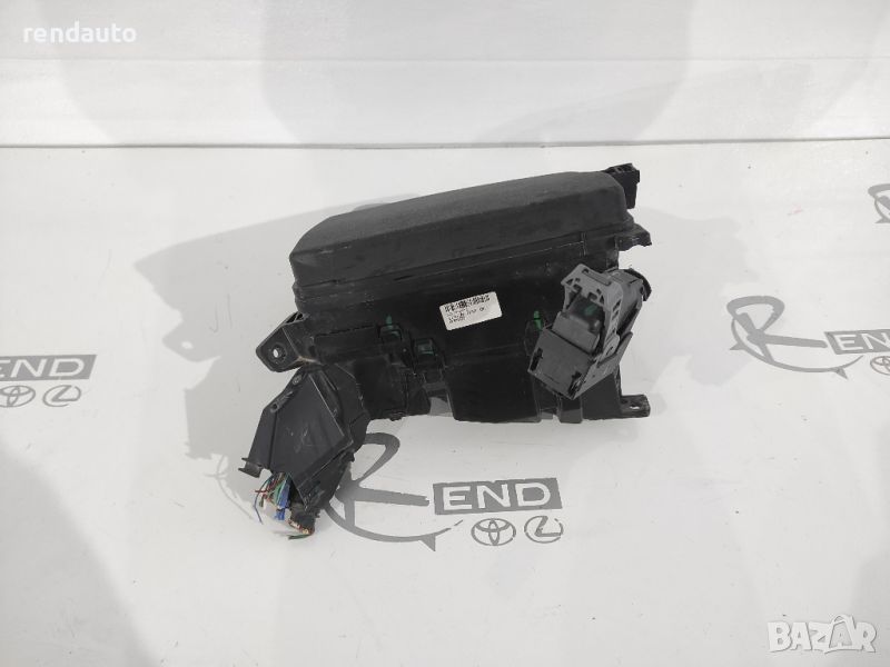 Бушонно табло бушониера за Toyota Corolla E18 2013-2019 1ZR 821150ZE12 82662-02740, снимка 1