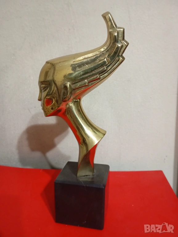 Месингова статуетка, снимка 1