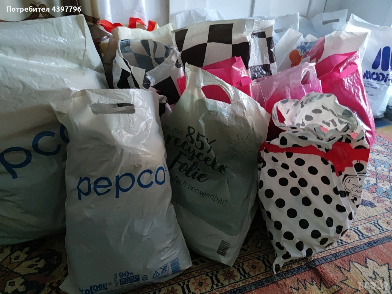 имам много дамски дрехи запазени , снимка 1