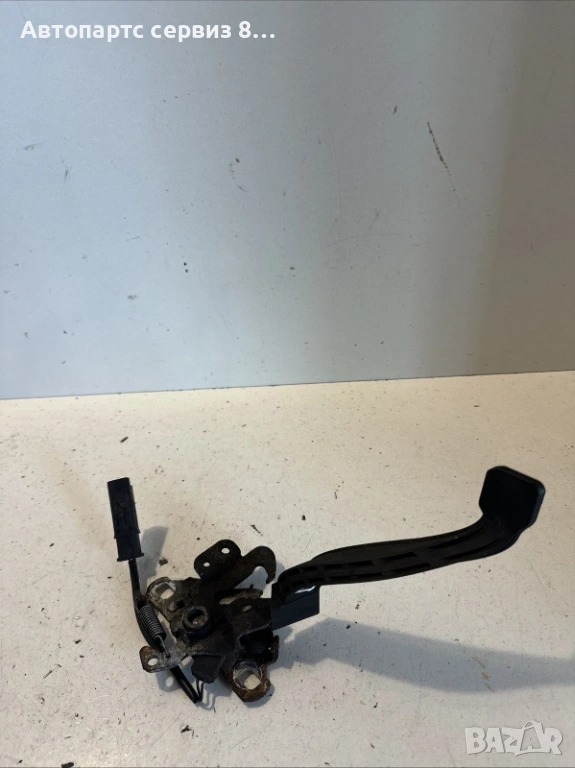 Citroën DS4 механизъм за заключване на предния капак, 9670575977, оригинален, за 1.6 HDi, 2011 г, снимка 1