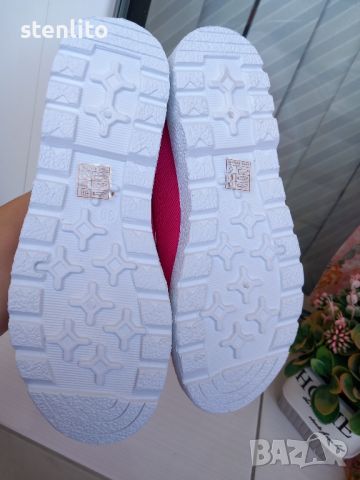 Дамски спортни обувки в розов цвят с камъни, снимка 11 - Дамски ежедневни обувки - 45900785