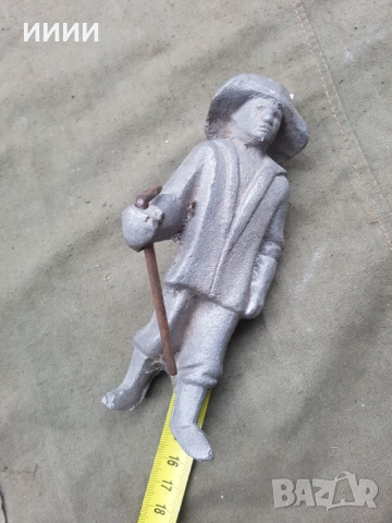 Пластика статуетка строител , снимка 3 - Антикварни и старинни предмети - 52315458