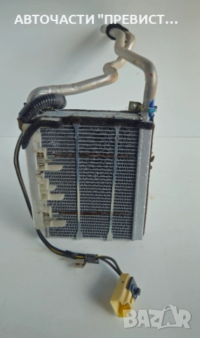 Радиатор Радиаторче Парно Тойота Авенсис Т25 Toyota Avensis T25