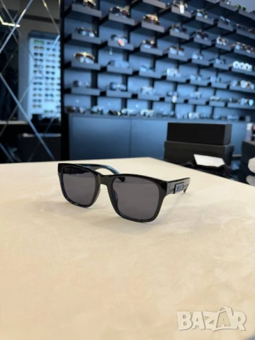 очила с черен обикновен калъф versace miu miu , снимка 3 - Слънчеви и диоптрични очила - 51079965