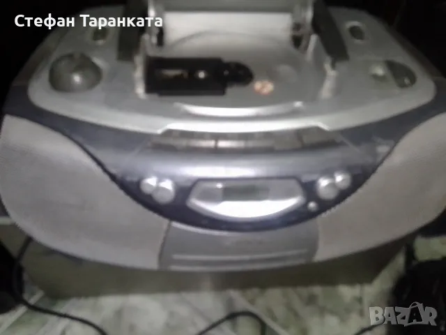 радио приемник касетофон и CD player , снимка 1 - Радиокасетофони, транзистори - 47710826