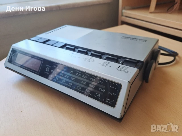 Винтидж/ретро Радио NORMENDE actual clock 1023, Germany, снимка 2 - Други ценни предмети - 50949203