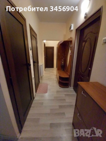 Тристаен апартамент в широк център, снимка 3 - Апартаменти - 52115734