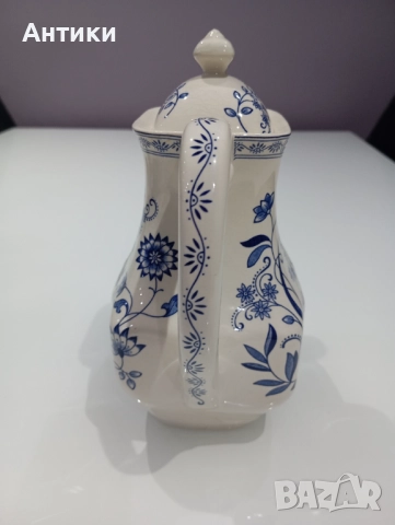 Стар порцеланов чайник маркиран , снимка 10 - Прибори за хранене, готвене и сервиране - 52553088