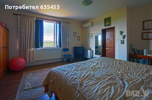 Продава 205 м2 обзаведена къща с 4000 м2 двор  на 7 км от Провадия, снимка 18 - Къщи - 51003113