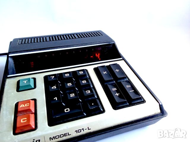 настолен калкулатор Casio Модел 101-l - 1973г, снимка 6 - Антикварни и старинни предмети - 45486137