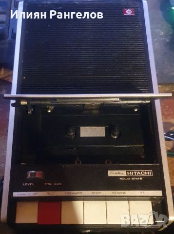 HITACHI tape recorder, снимка 2 - Радиокасетофони, транзистори - 45471159