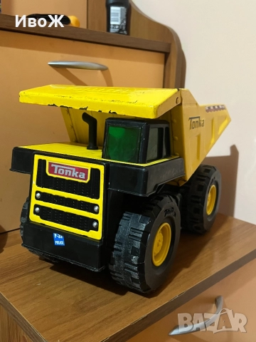 Играчка самосвал Tonka 