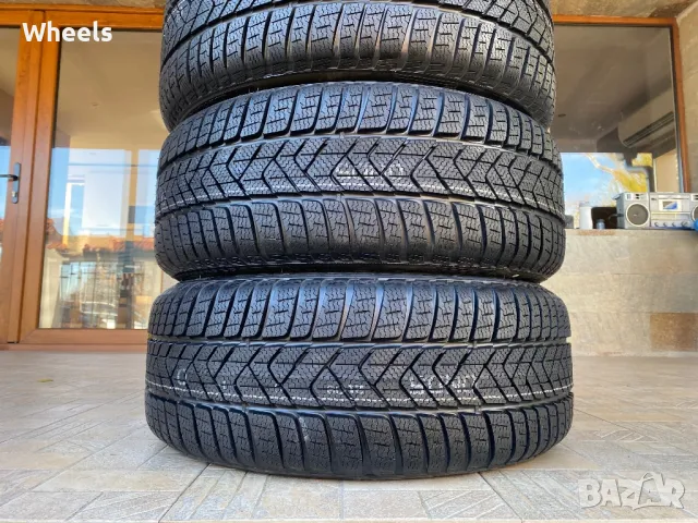 4бр. Нови Зимни гуми 245/40/19 Pirelli SottoZero 3 MOE RSC XL 98V, снимка 4 - Гуми и джанти - 48037399