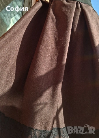 Нова,кафява вълнена пола ,р-р С/М/Л+подарък