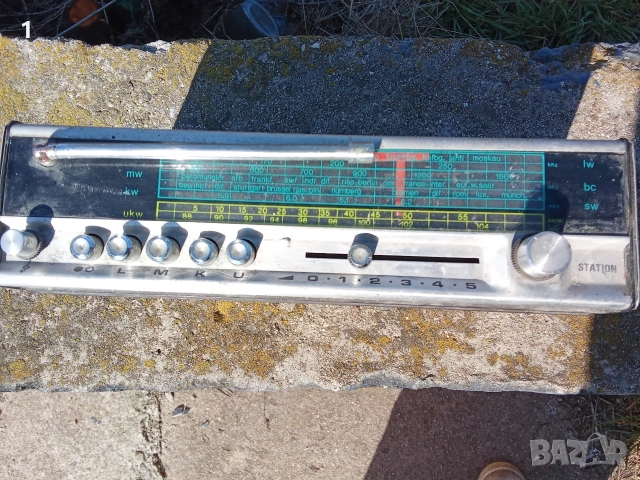 Ретро радио Universum, снимка 3 - Радиокасетофони, транзистори - 53746756