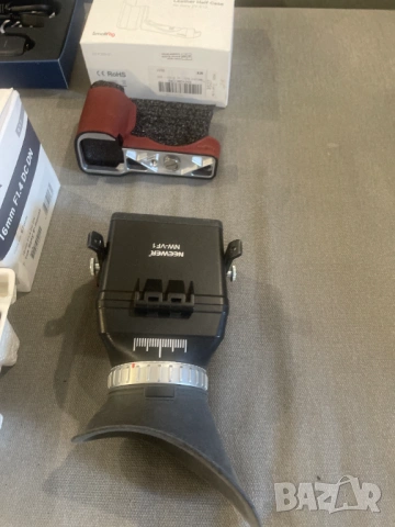 Визьор стабилизатор за фотоапарат DSLR LCD Viewfinder for Canon, Nikon, Sony, Olympus, Pentax, снимка 3 - Чанти, стативи, аксесоари - 53635827