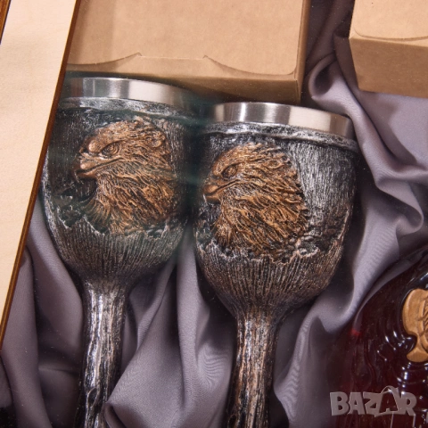 Чаша с релефно изображение на орел, снимка 2 - Други стоки за дома - 53662914