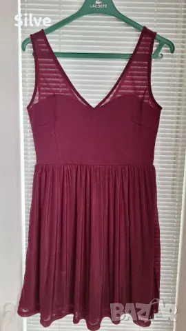 Рокли Divided by H&M- бордо и черна