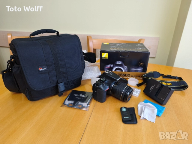 Фотоапарат Nikon D5600 + AF-P DX NIKKOR 18-55mm f/3.5-5.6G VR