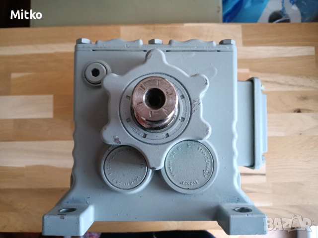 Електромотор с редуктор SEW-EURODRIVE, снимка 6 - Електродвигатели - 53970704