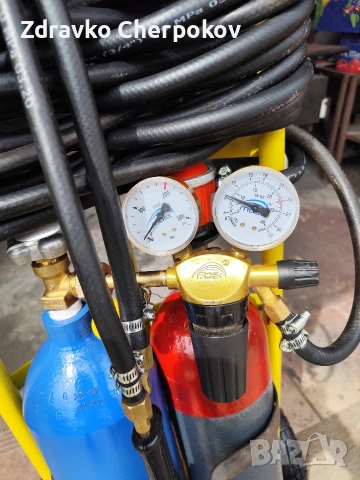 Мобилен оксижен 2х8литра бутилки , снимка 3 - Други инструменти - 54217456