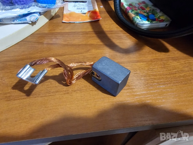 Графитни четки 25 х 30 х 40мм за големи двигатели