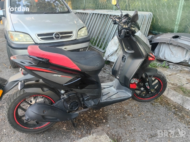 Aprilia SR125 Motard 2016 Malossi, снимка 7 - Мотоциклети и мототехника - 52438007