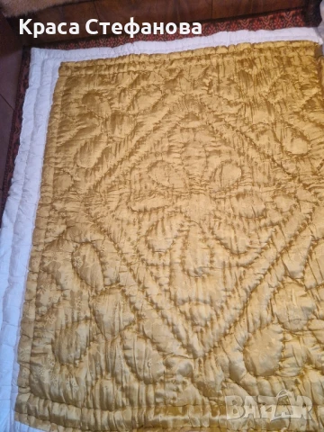 Чисто нов юрган с копринено лице и пълнеж 100% вълна