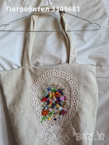 Ленена чанта с ръчна бродерия и дантела., снимка 2 - Чанти - 54263176