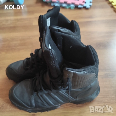 Рядък вид тактически кубинки Adidas 44 номер., снимка 2 - Мъжки ботуши - 53902250