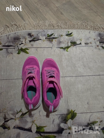 Детски маратонки скечърс, снимка 5 - Детски маратонки - 52313808