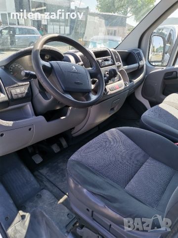 Peugeot Boxer2.2HDI.101ks 7местен, снимка 13 - Бусове и автобуси - 46749218