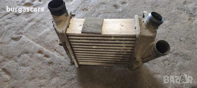 Интеркулер ляв десен 8E0 145 806 C Audi A4 B6 Avant 2.5TDI - 163 к.с