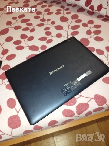 продавам таблет Леново 