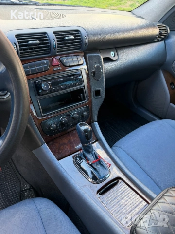 Продавам Mercedes-Benz C200 Kompressor Elegance, 2002 г., автоматик, газ/бензин., снимка 7 - Автомобили и джипове - 54146370