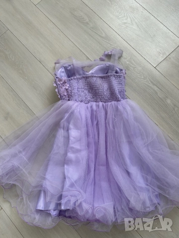 Красива кокетна рокля, снимка 5 - Рокли - 52286416