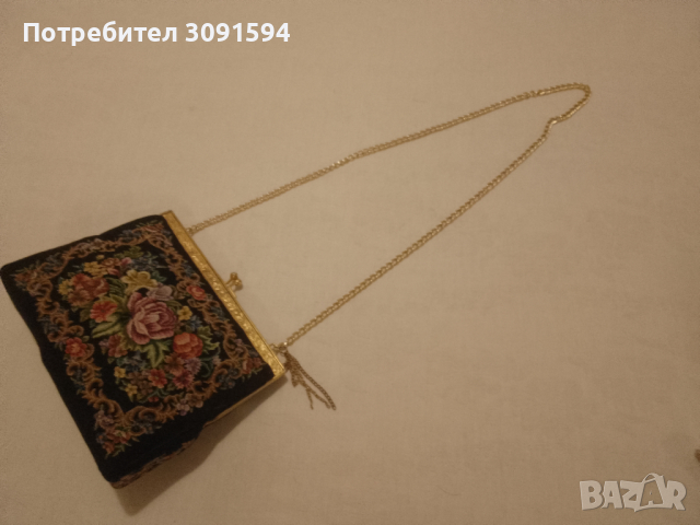 Викторианска дамска чанта с  Антична чанта Petit Point от 1900 г. Малка чанта с богато украсена злат, снимка 14 - Други ценни предмети - 44961069