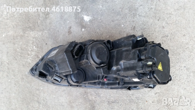 десен фар VW Polo xenon Фолцваген Поло ксенон, снимка 2 - Части - 52088668