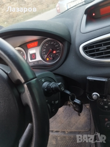 Renault Clio 3 1.5 dci на части, снимка 6 - Автомобили и джипове - 51769228
