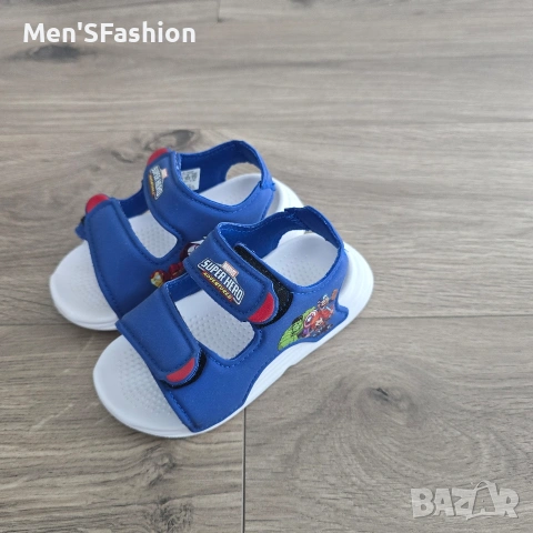 Adidas Marvel - сандали, снимка 3 - Детски сандали и чехли - 51780342