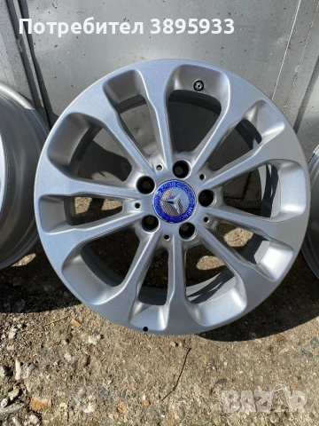 Ориинални джанти на Mercedes-Benz GLA 17”, снимка 4 - Гуми и джанти - 54074626