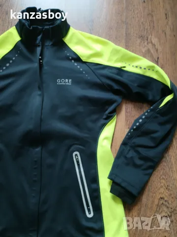 gore running wear Waterproof Running Jackets - дамска ръннинг мембрана КАТО НОВА 38/M, снимка 3 - Якета - 49831416