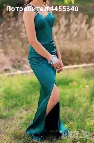 Продавам официална сатенена рокля, снимка 1