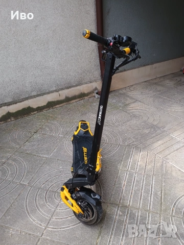 Тротинетка VSETT10+, снимка 7 - Скутери и тротинетки - 53453328