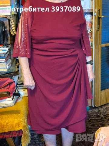 Продавам нова рокля.