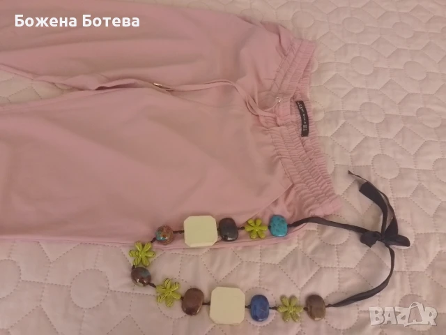 Панталон размер S със подарък , снимка 2 - Панталони - 51281608